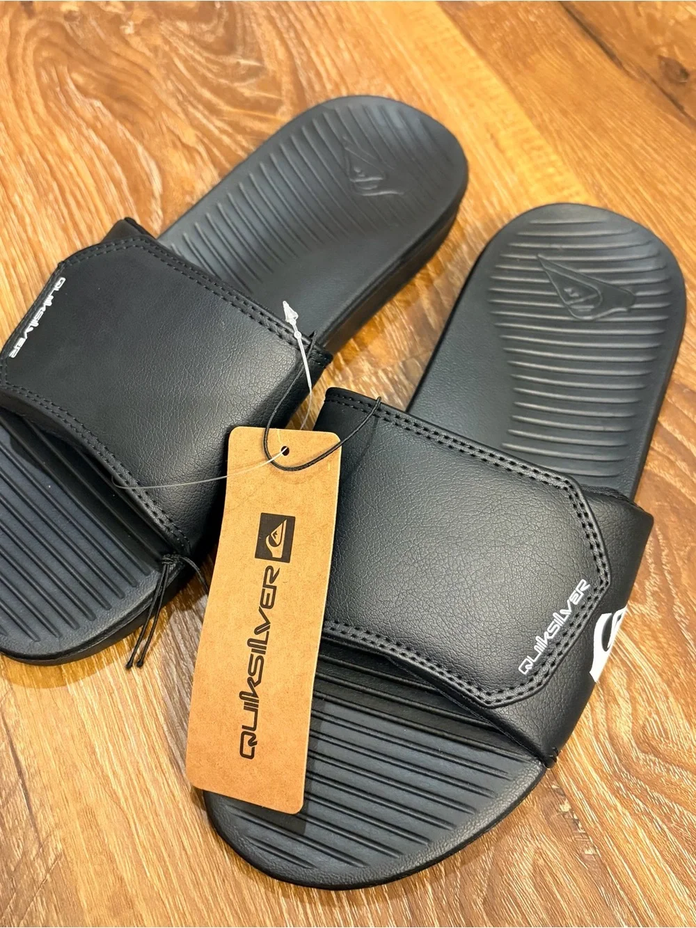 NWT Quiksilver Men’s Black Slide Sandals Size 8 🩴